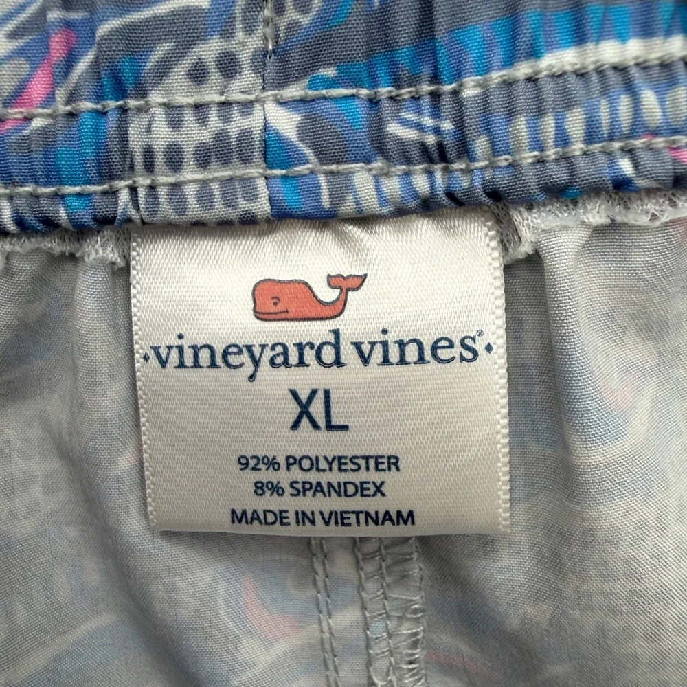 Vineyard Vines Swim Trunks Mens XL Blue Fish Print Performance Stretch Shorts